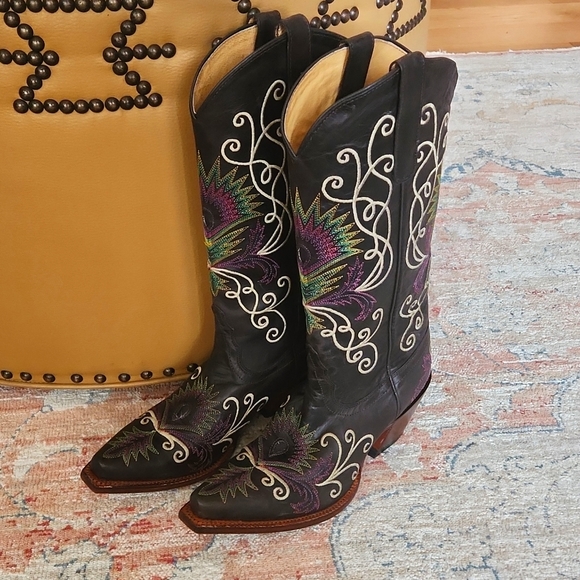 **HOST PICK!!**🎉🎉 Fabulous Tony Lama Peacock Feather Cowgirl  Boots 🦚 - Picture 16 of 16